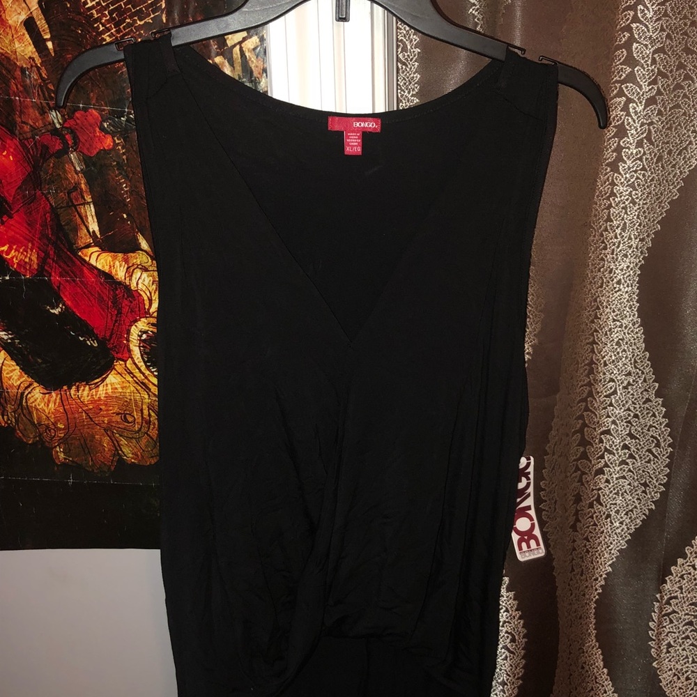 Long black cross cross shirt